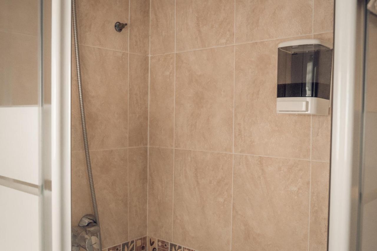 Apartamento Dona Lola Jerez de la Frontera Eksteriør billede