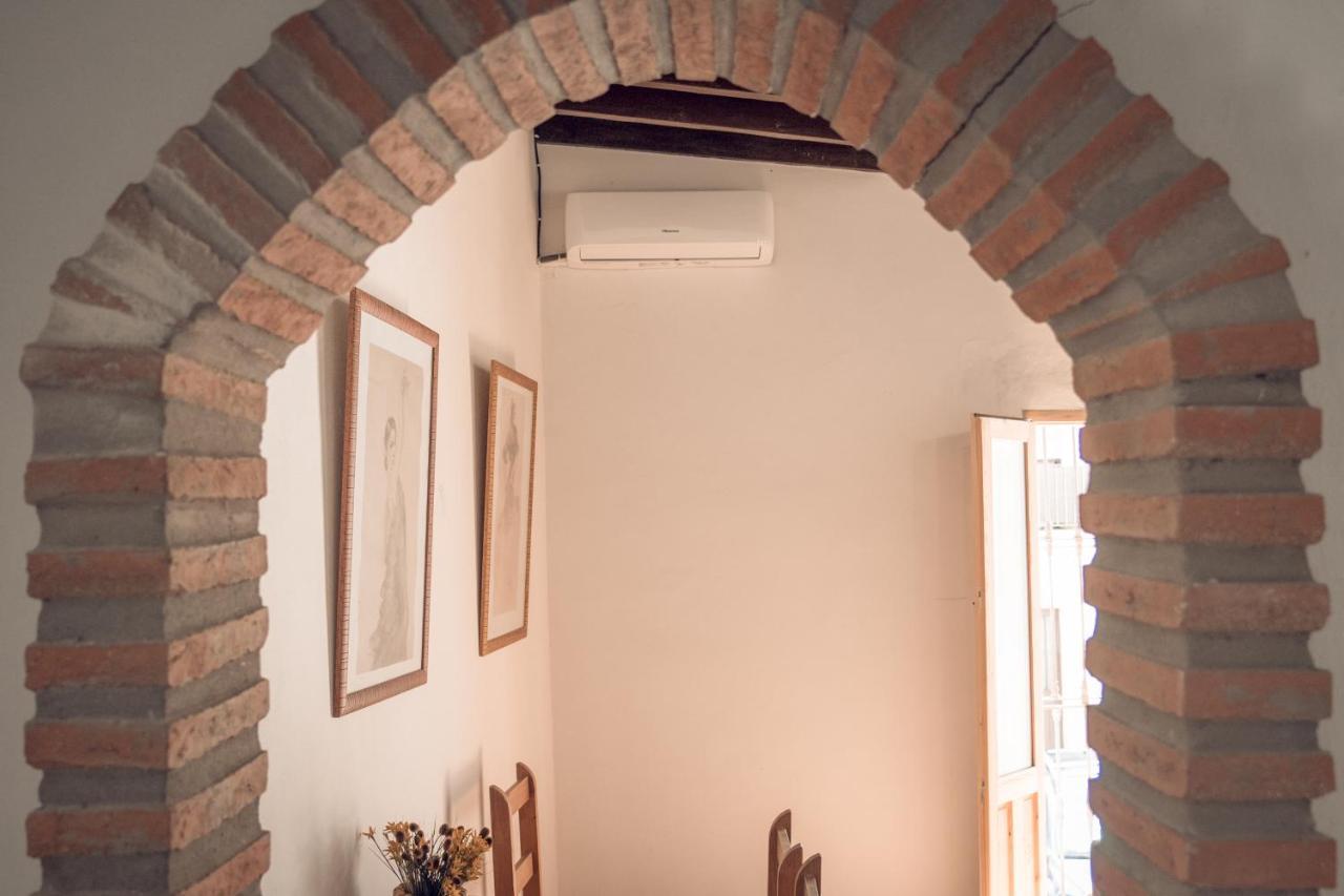Apartamento Dona Lola Jerez de la Frontera Eksteriør billede
